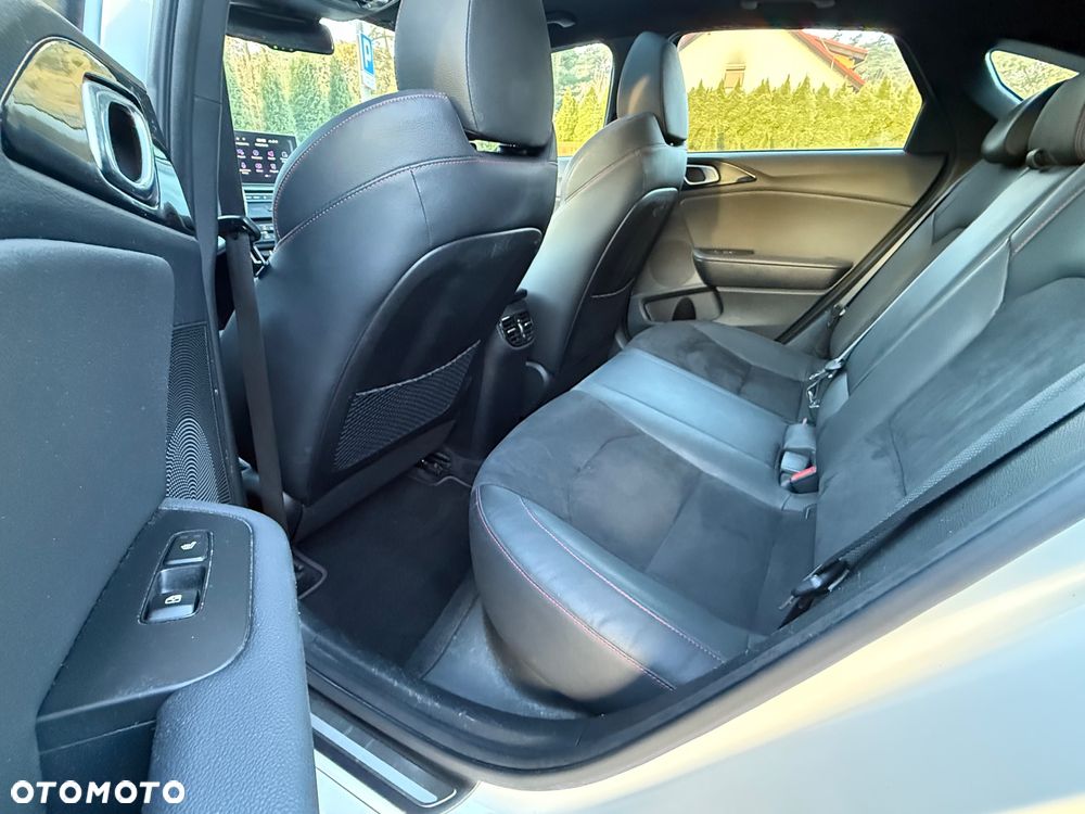 Kia ProCeed 1.6 T-GDI DCT7 OPF GT - 16