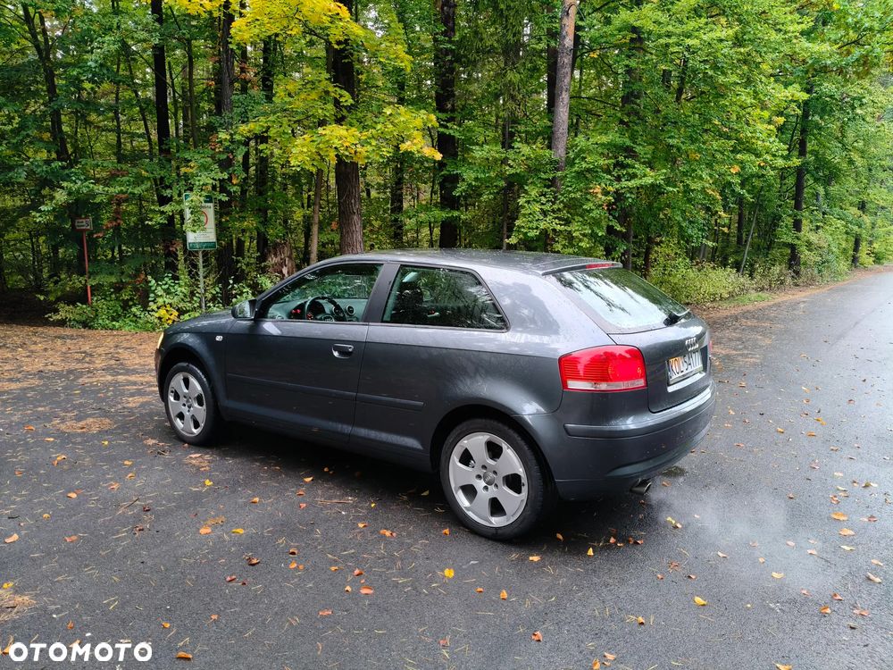 Audi A3 3-drzwiowe 1.6 Prime Line - 4