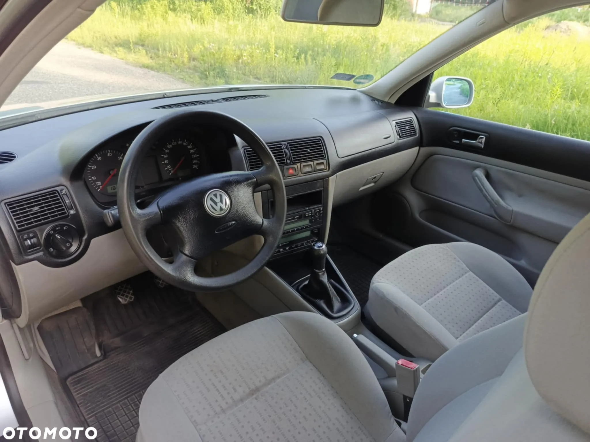 Volkswagen Golf IV 1.6 Comfortline - 8