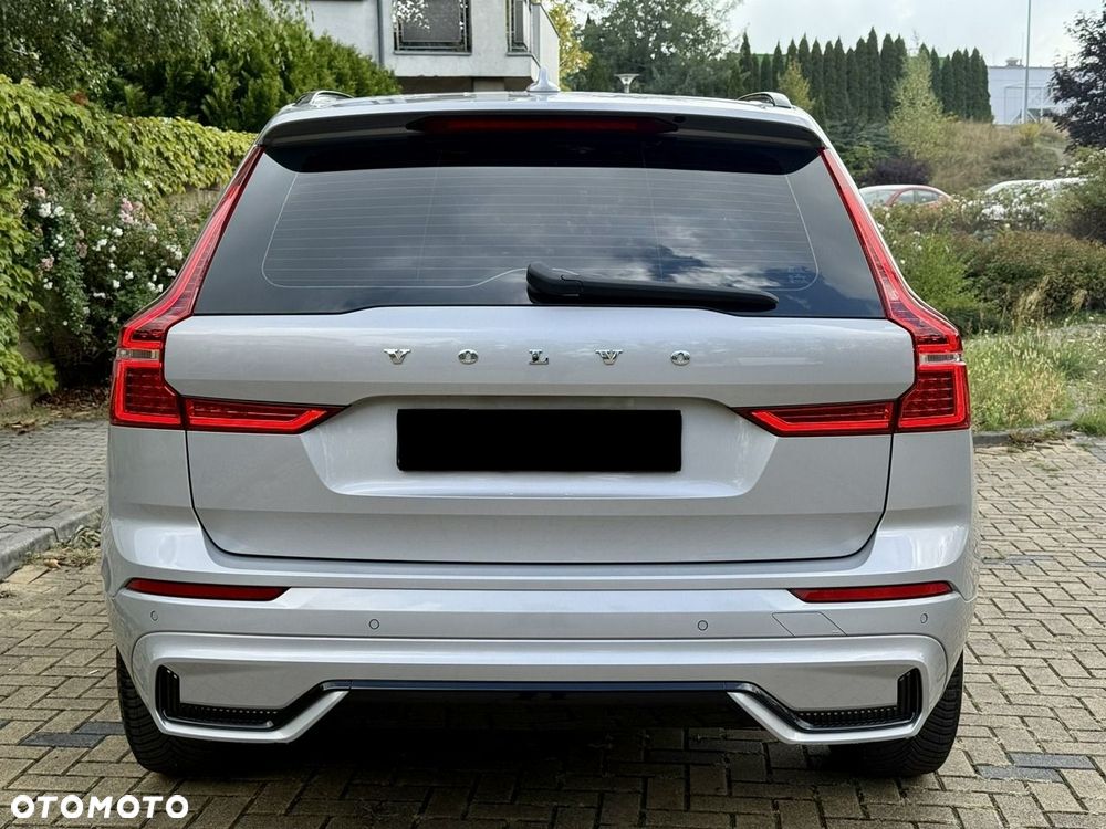 Volvo XC 60 B4 B R-Design - 12