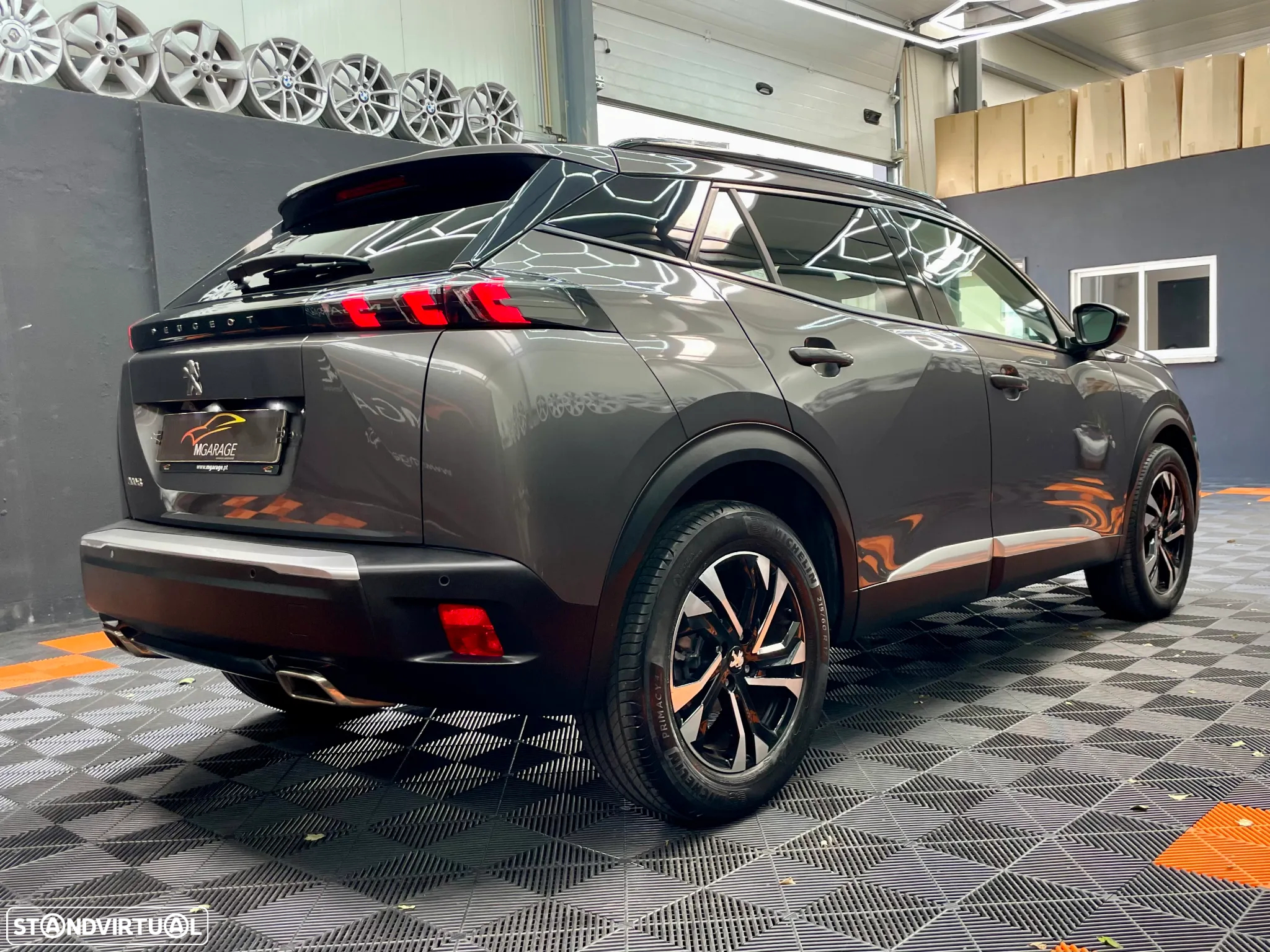Peugeot 2008 1.2 PureTech Allure Pack EAT8 - 3