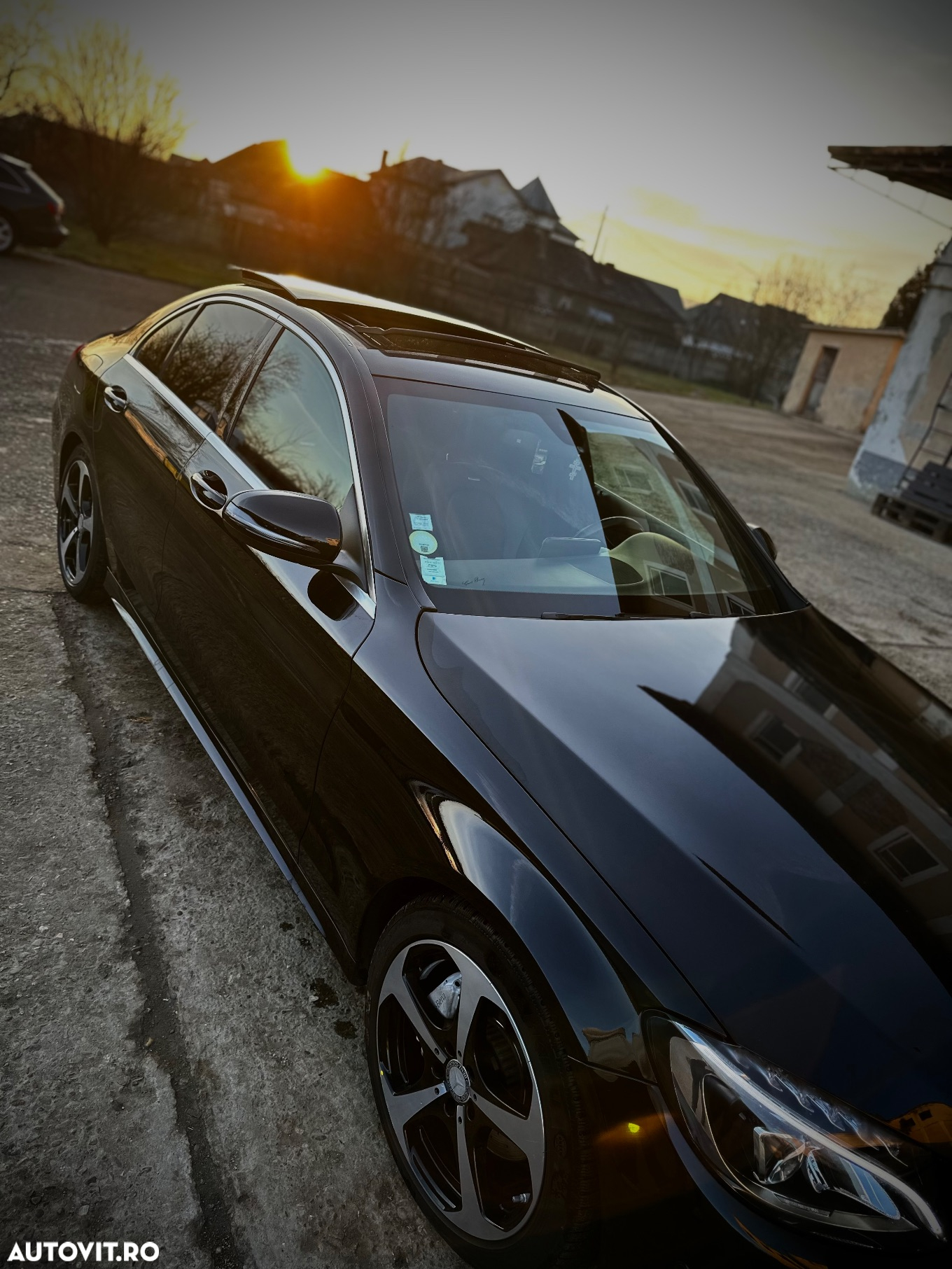 Mercedes-Benz C 220 d 4MATIC Aut. - 4