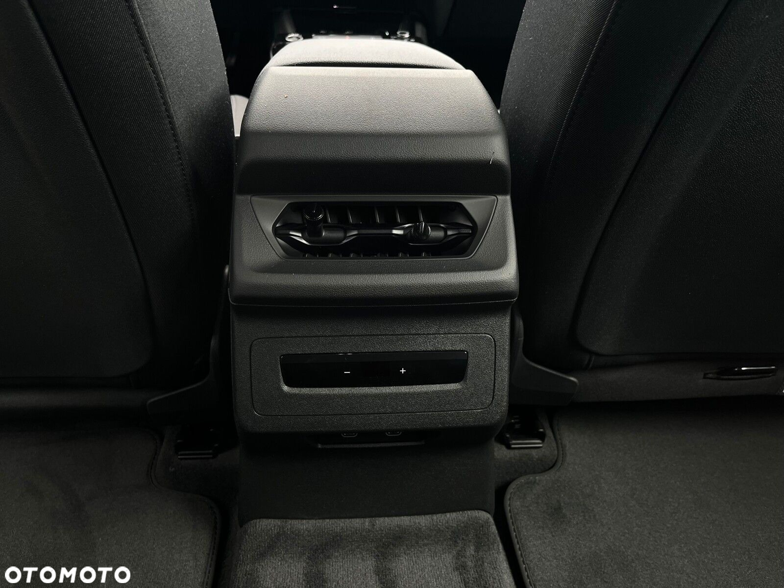 Audi A6 Sportback e-tron - 16