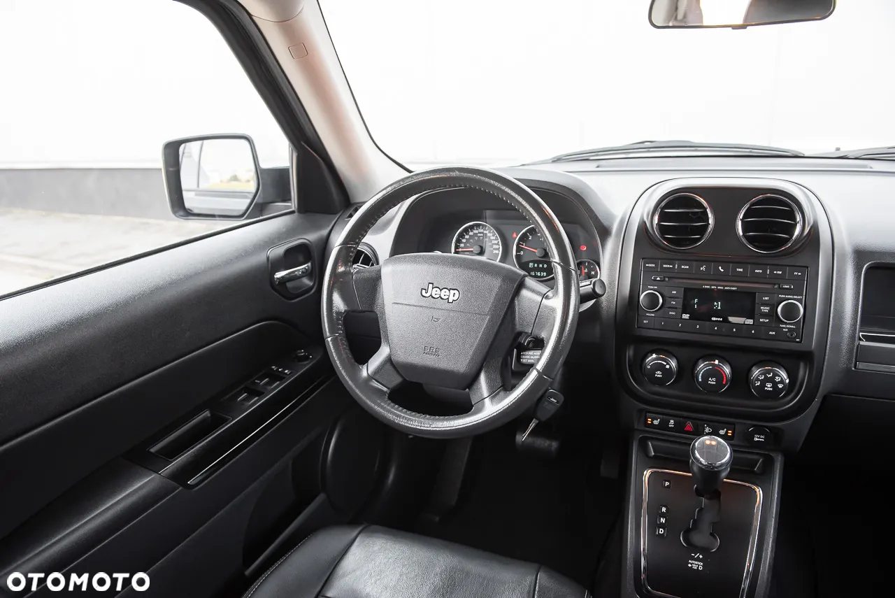 Jeep Patriot 2.4 Limited CVT2 - 23