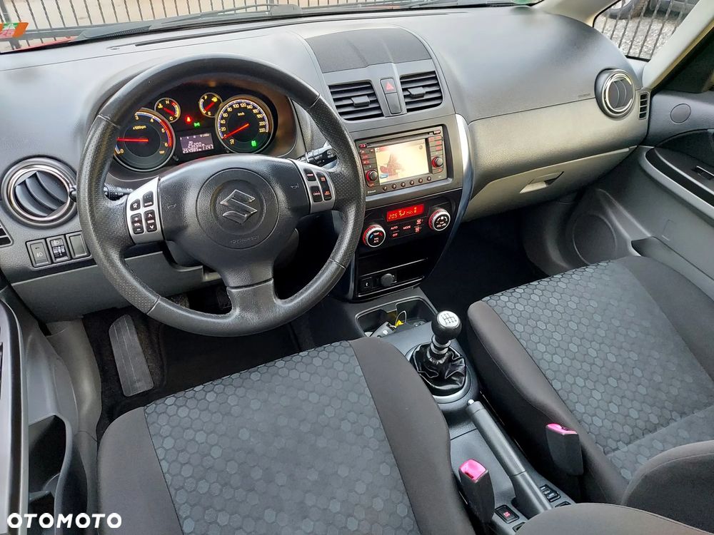 Suzuki SX4 2.0 DDiS 4x4 Style - 37