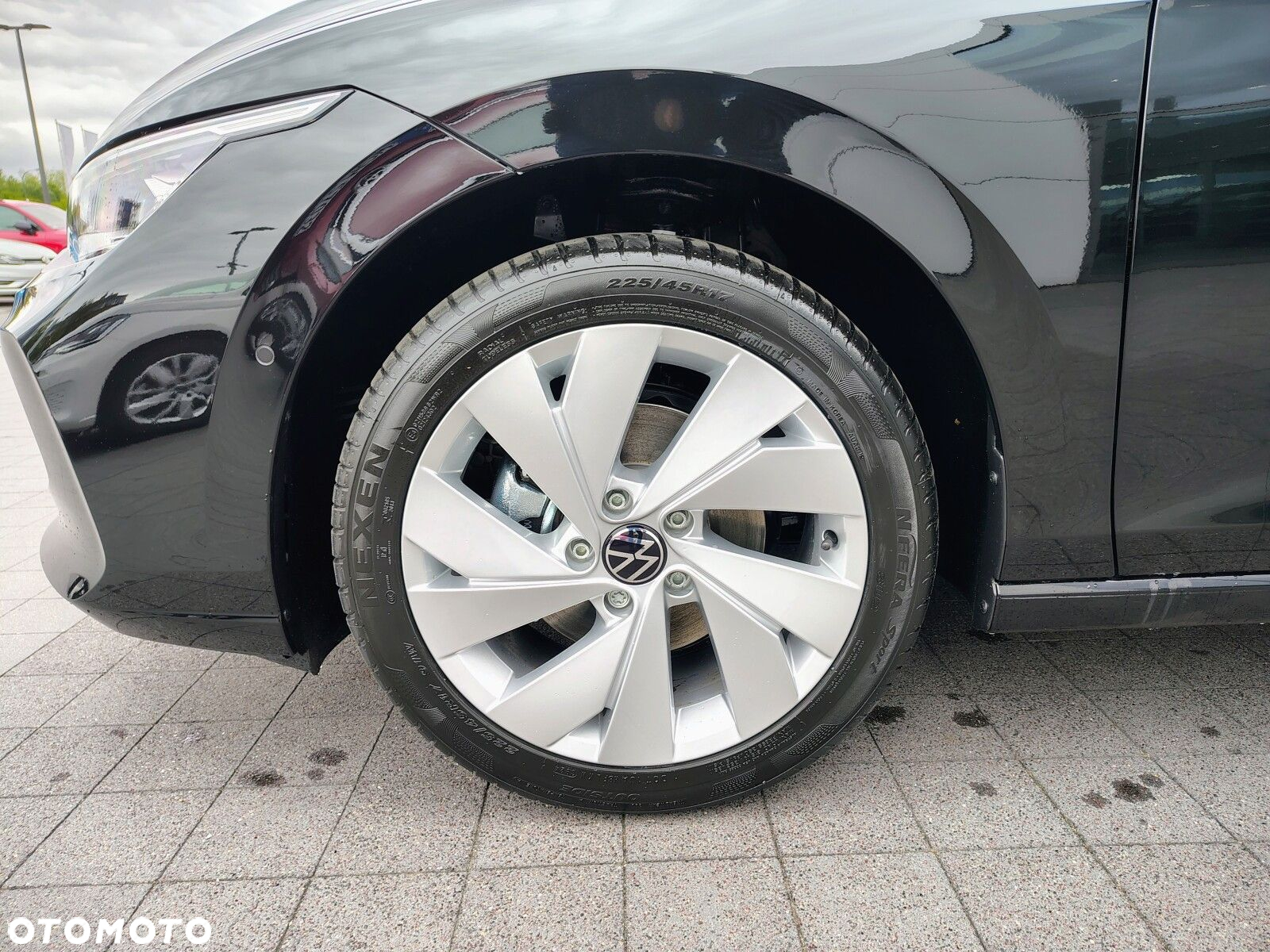 Volkswagen Golf - 9