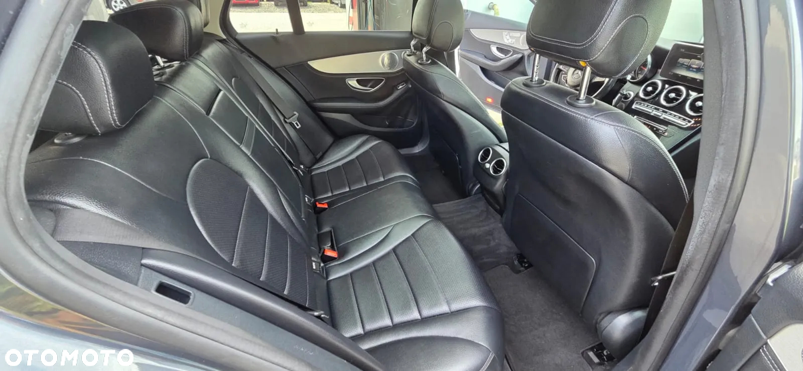 Mercedes-Benz Klasa C 220 T CDI DPF Automatik Elegance - 34
