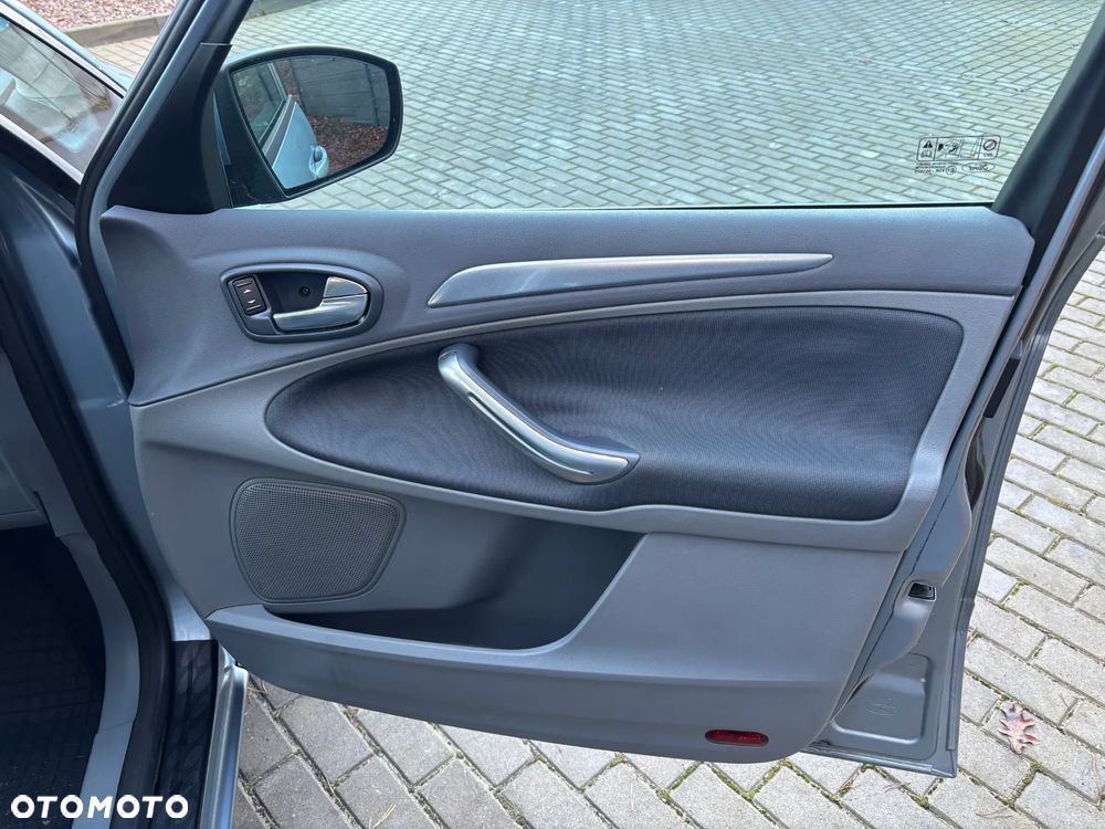 Ford S-Max 1.8 TDCi Titanium - 25