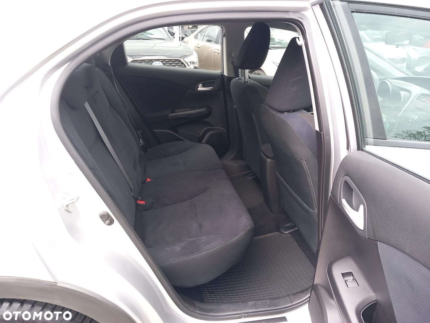 Honda Civic 1.4 Comfort - 7