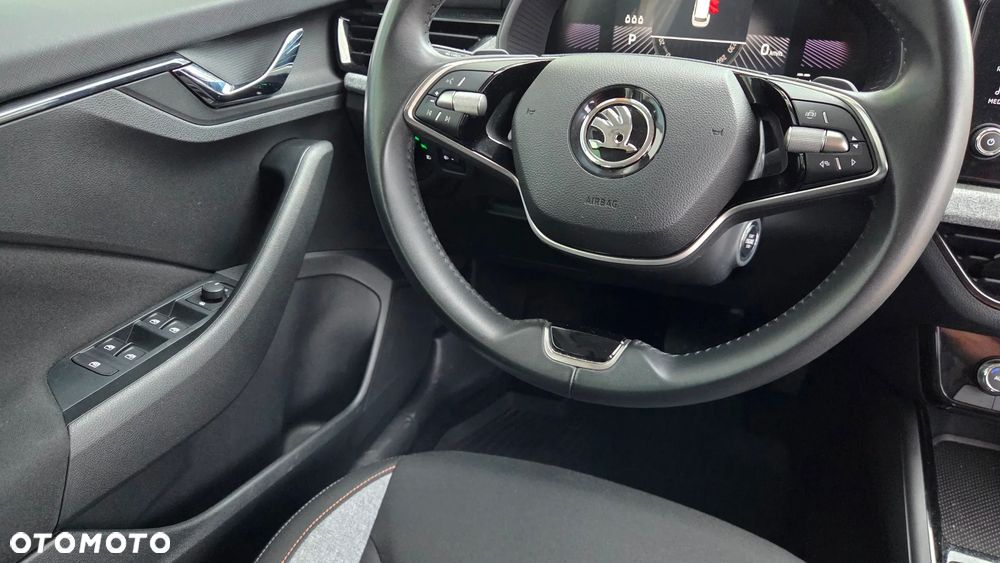 Skoda Kamiq 1.0 TSI Selection DSG - 17