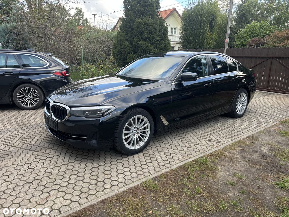 BMW Seria 5 520d Sport Line - 8