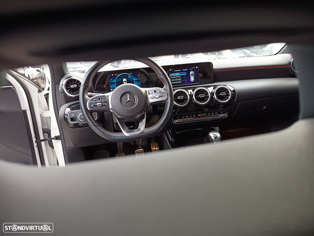 Mercedes-Benz A 200 AMG Line - 14