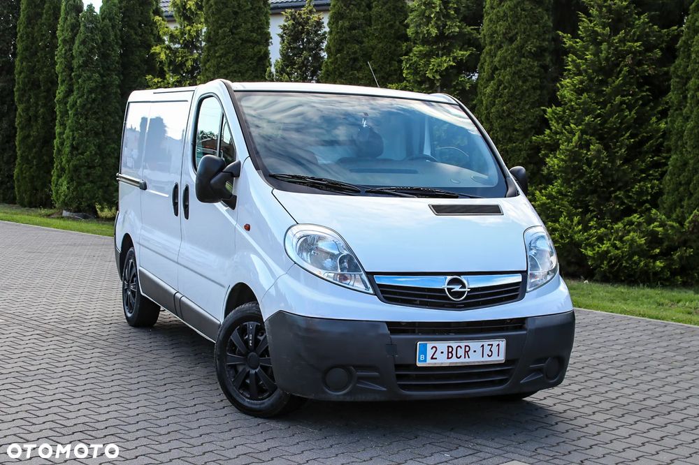 Opel VIVARO - 9