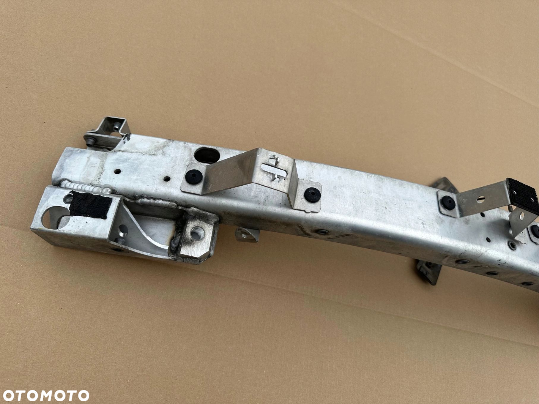 BELKA POD ZDERZAK ASTON MARTIN DB9 ORYGINAŁ IDEAŁ - 3