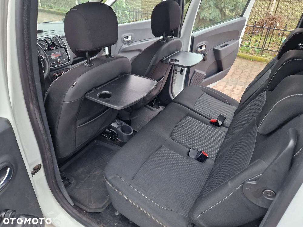 Dacia Lodgy 1.6 SCe Laureate S&S - 16