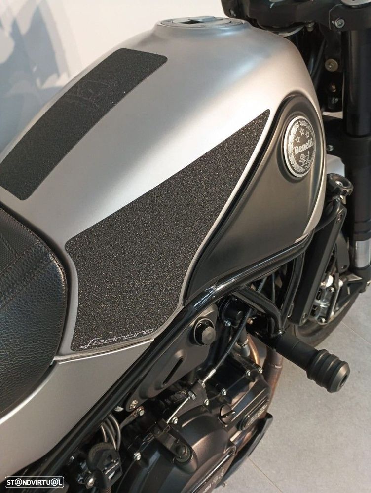 Benelli 500 Leoncino - 2