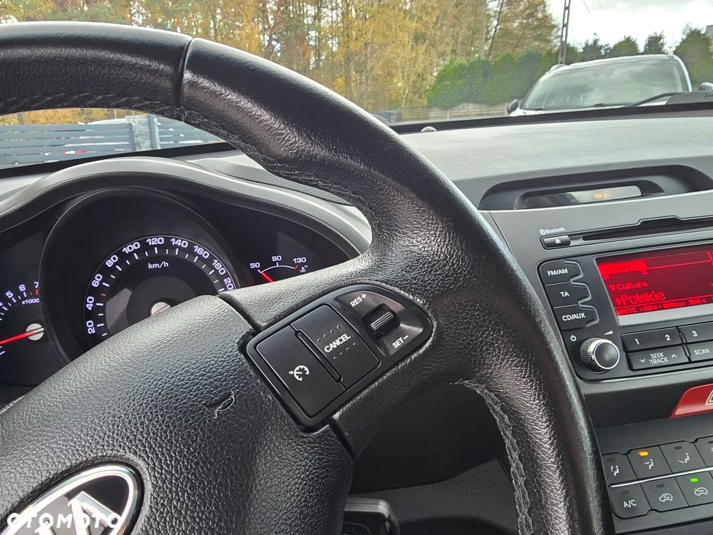 Kia Sportage 2.0 L - 32