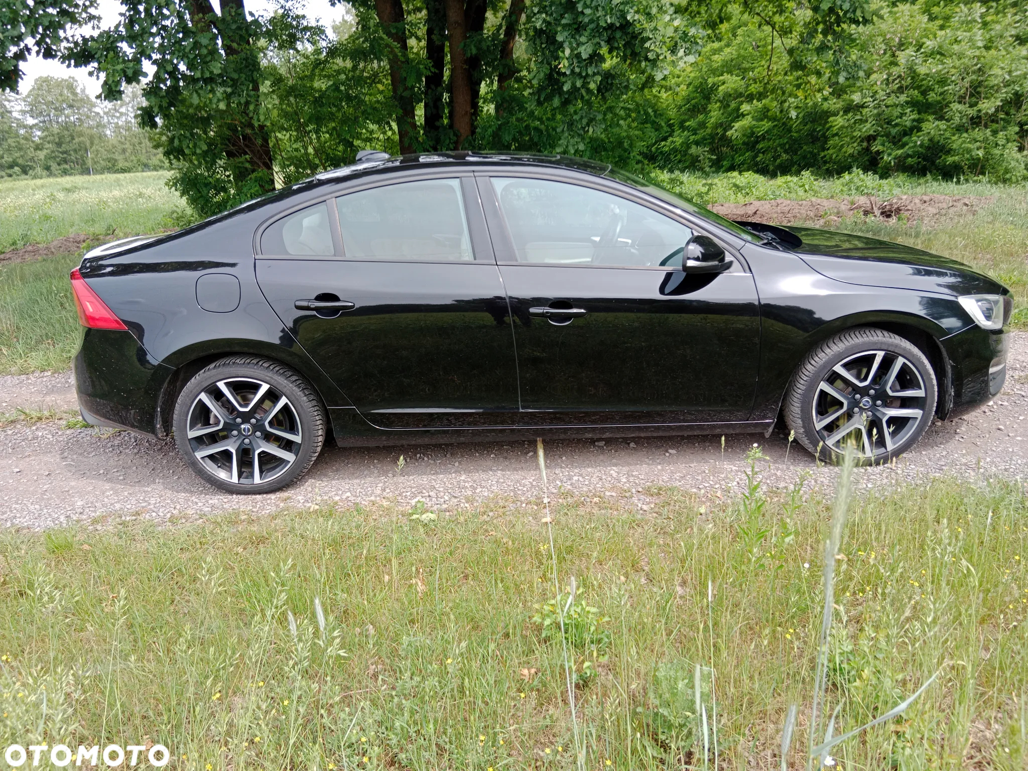 Volvo S60 T5 Drive-E Dynamic Edition (Kinetic) - 8