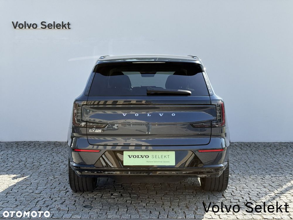 Volvo EX90 - 7