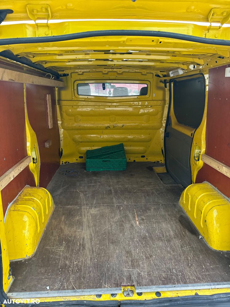 Opel Vivaro - 12