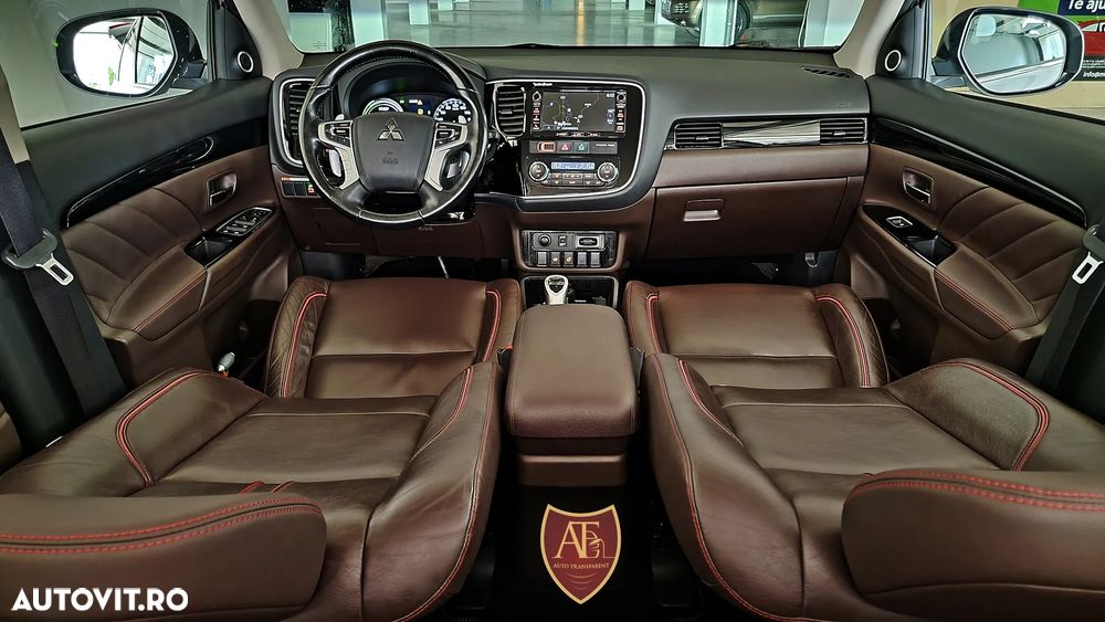 Mitsubishi Outlander 2.0 4WD - 19