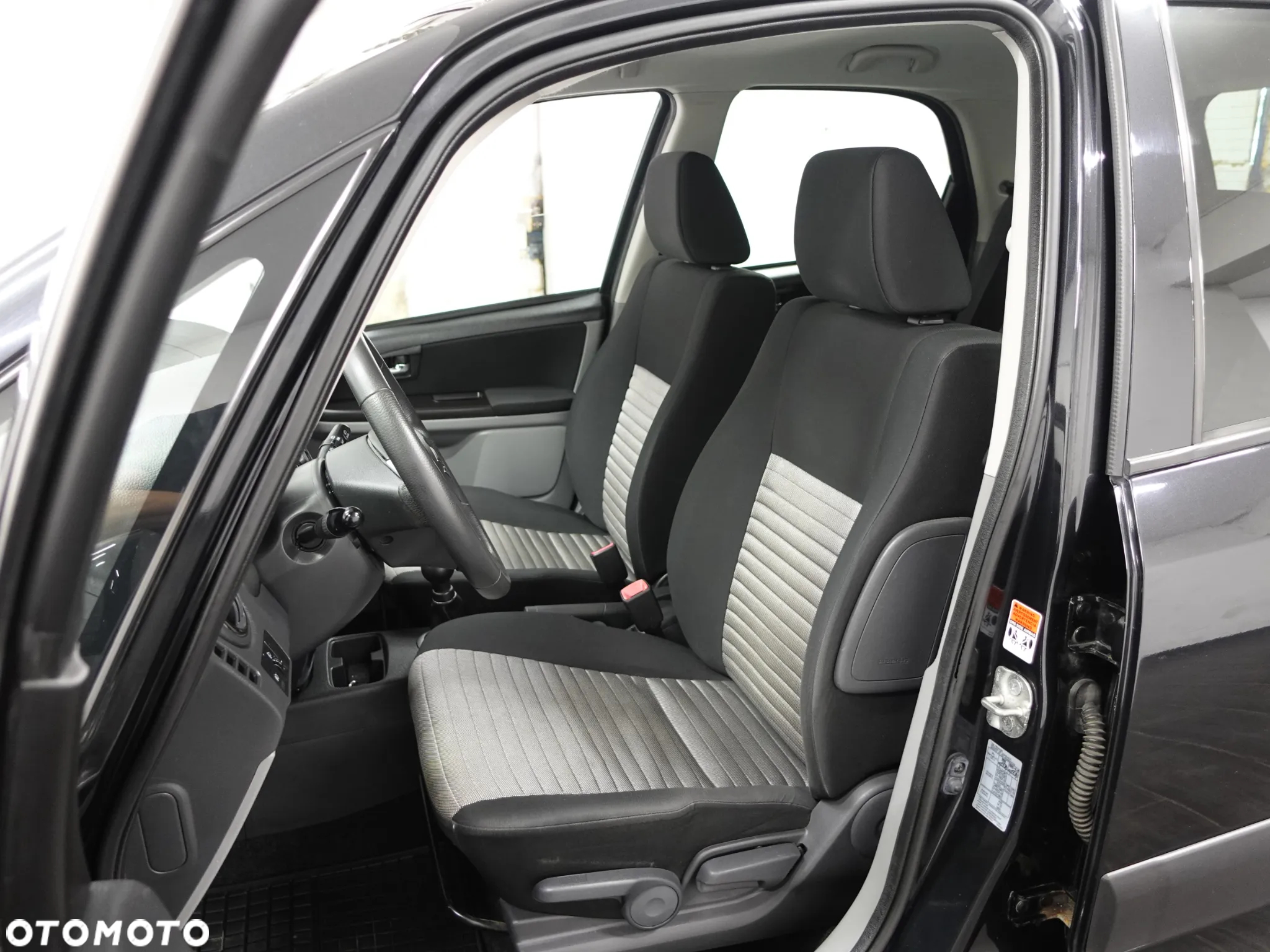 Suzuki SX4 1.6 Comfort - 22