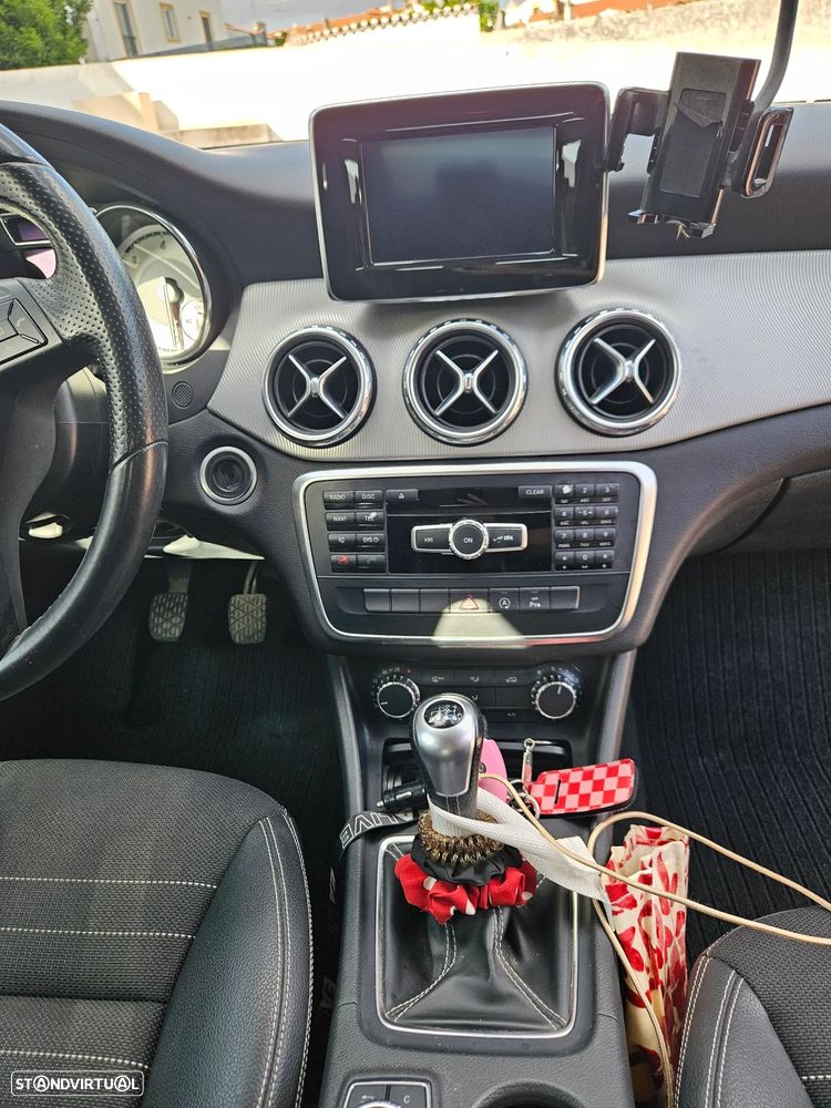 Mercedes-Benz GLA 180 CDI - 13