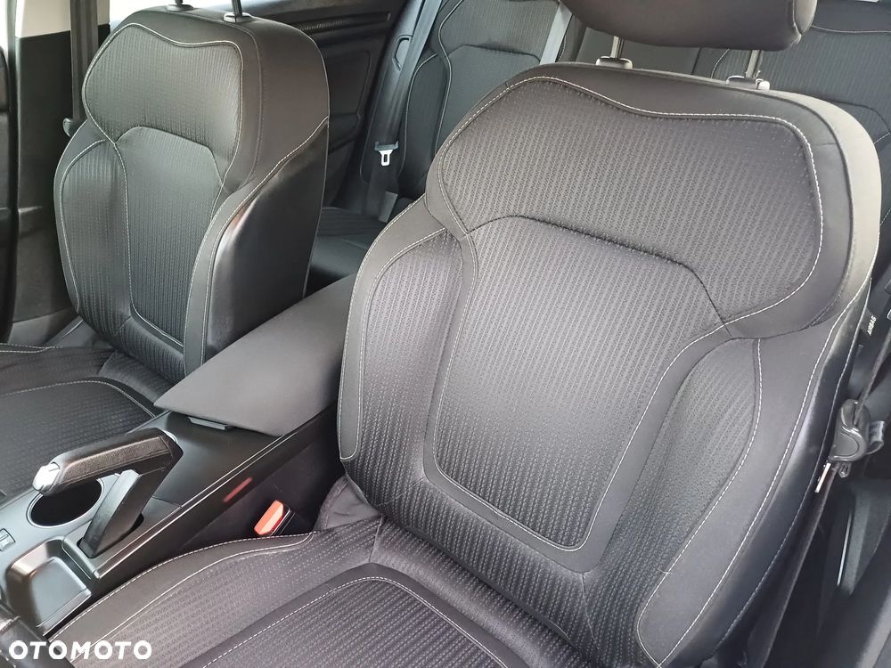 Renault Megane 1.5 Blue dCi Intens - 33