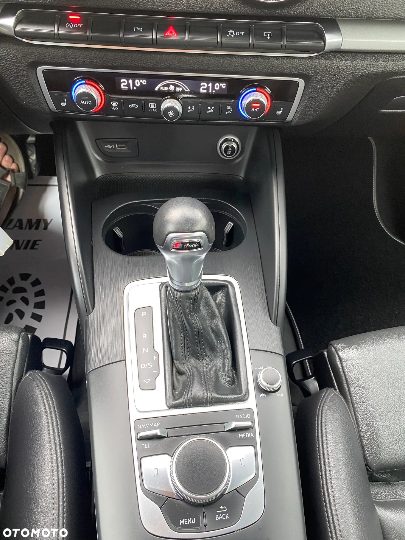 Audi A3 1.6 TDI Sportback (clean diesel) S tronic Attraction - 16
