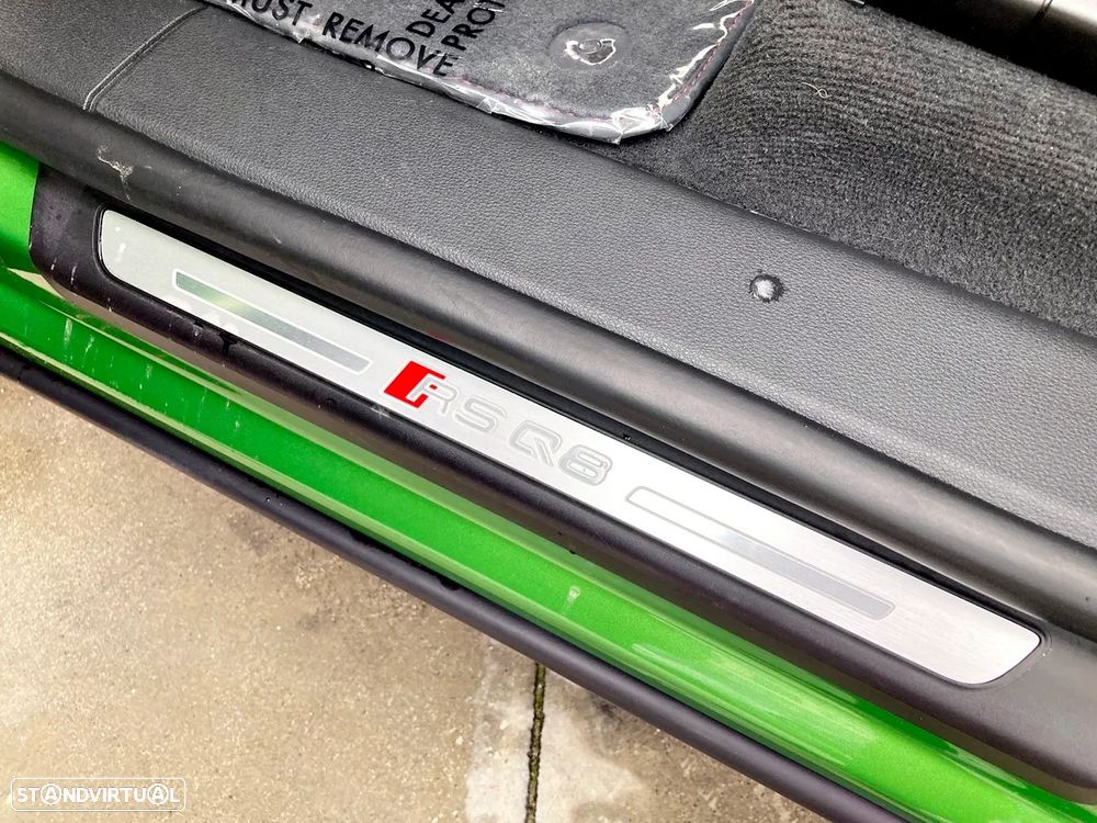 Audi RS Q8 4.0 TFSI quattro Tiptronic - 22