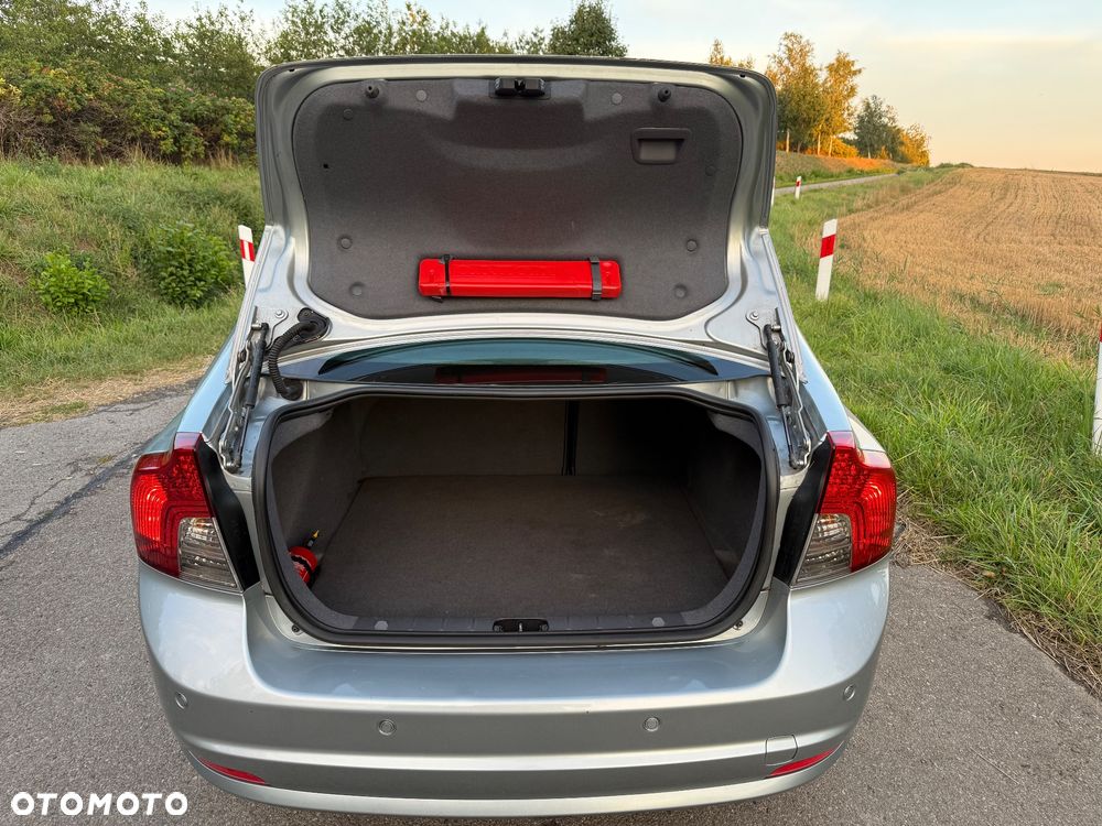 Volvo S40 2.0D R-Design Momentum - 16