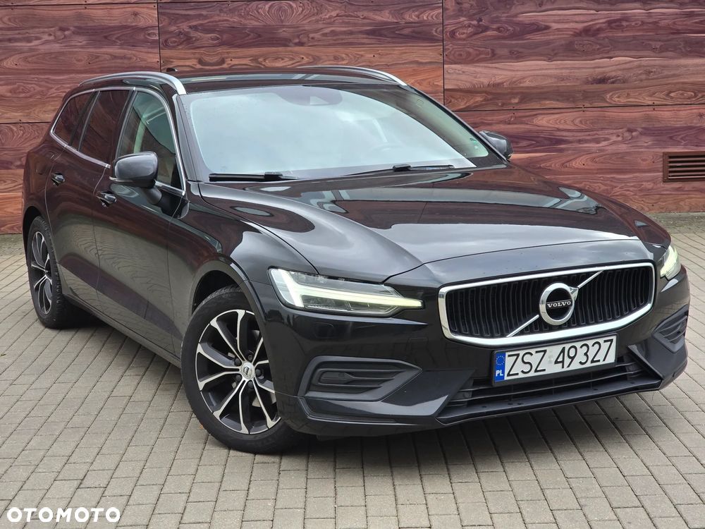Volvo V60 D4 Geartronic Momentum Pro - 1