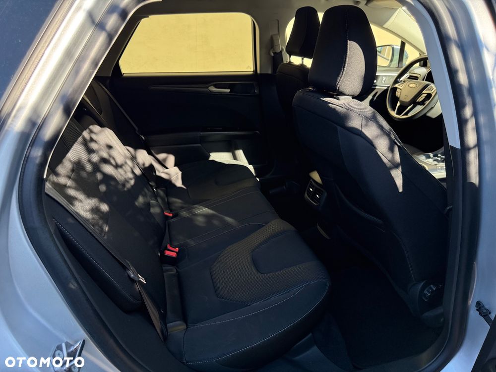 Ford Mondeo 2.0 Start-Stopp CVT - 32