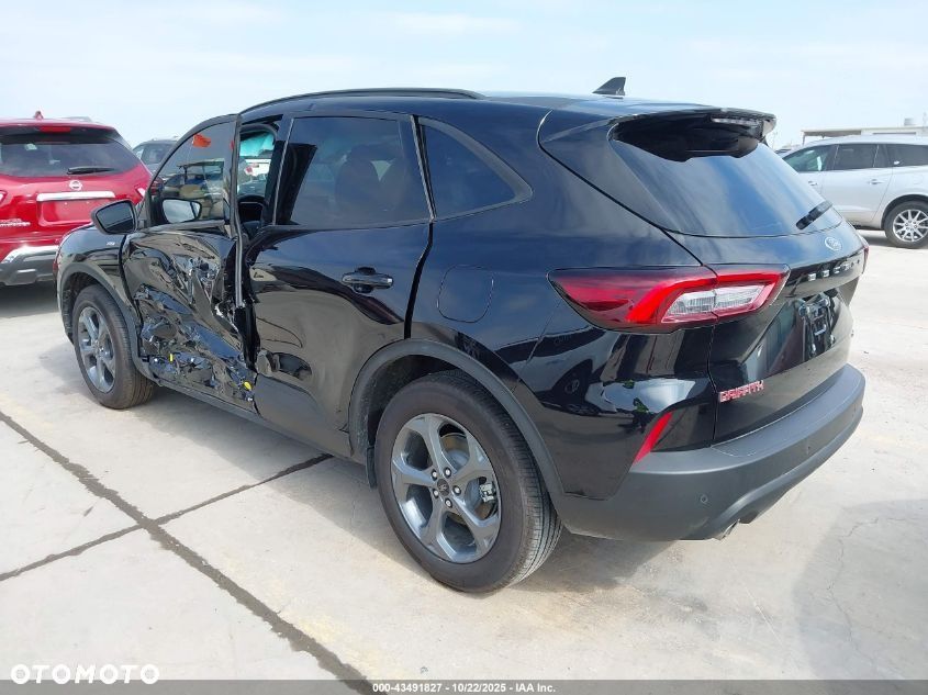 Ford Kuga 2.5 FHEV FWD ST-Line - 2