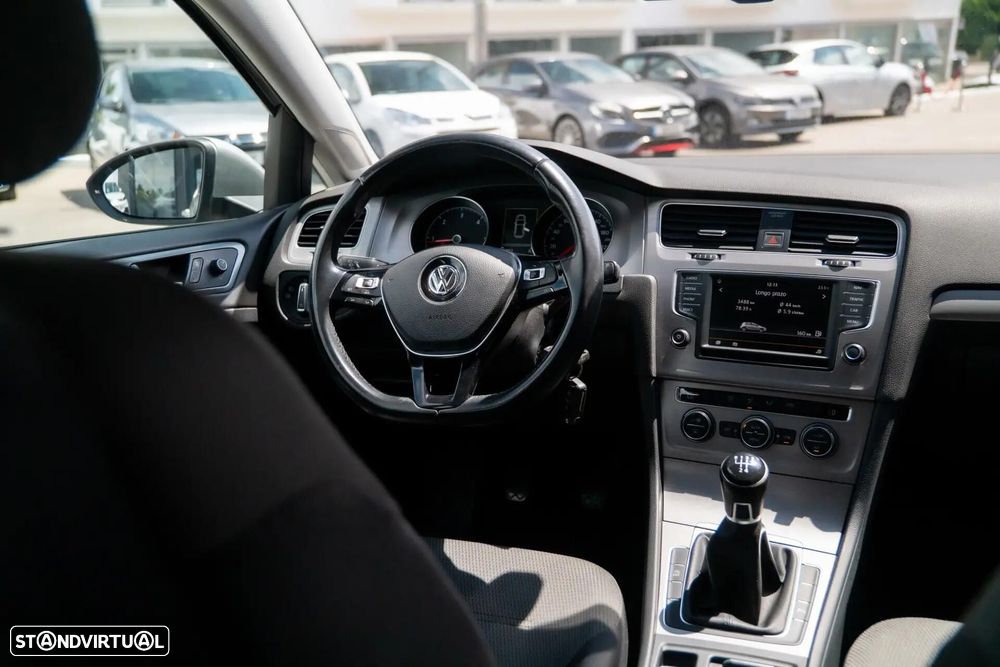 VW Golf 1.6 TDi GPS Edition - 24