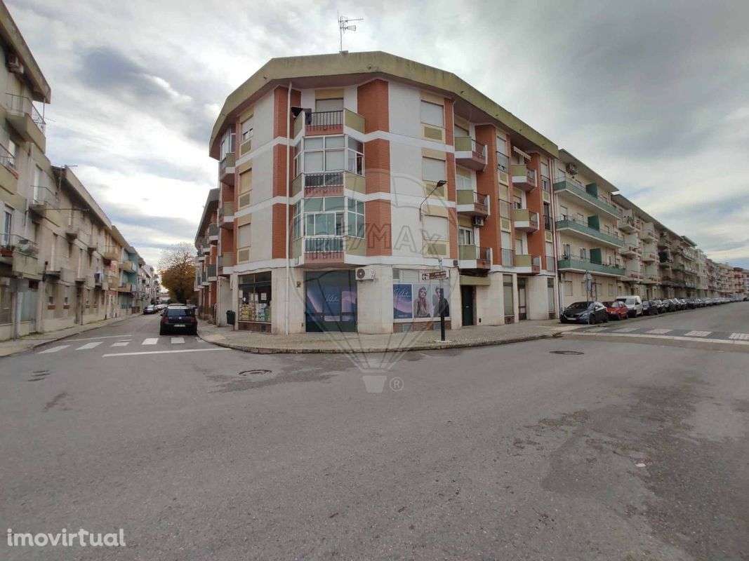 Loja  para arrendamento - Grande imagem: 2/10