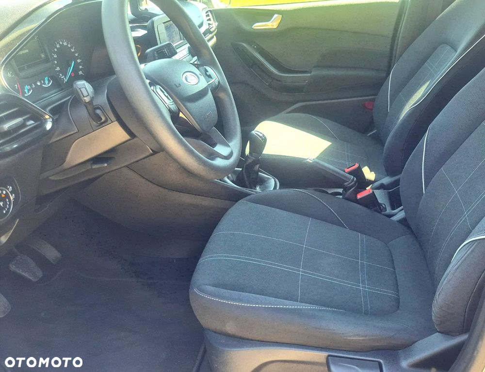 Ford Fiesta - 7