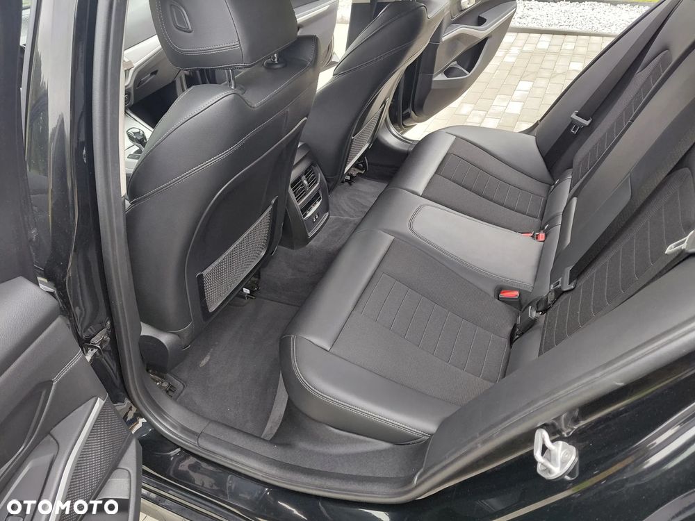 BMW Seria 3 318d Advantage - 14