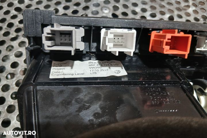 Grila ventilatie bord centru 6RF819728 6RF819728 Volkswagen VW Polo 5 - 5