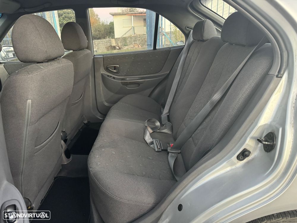 Hyundai Accent 1.5 CRDi World Cup P2 - 12