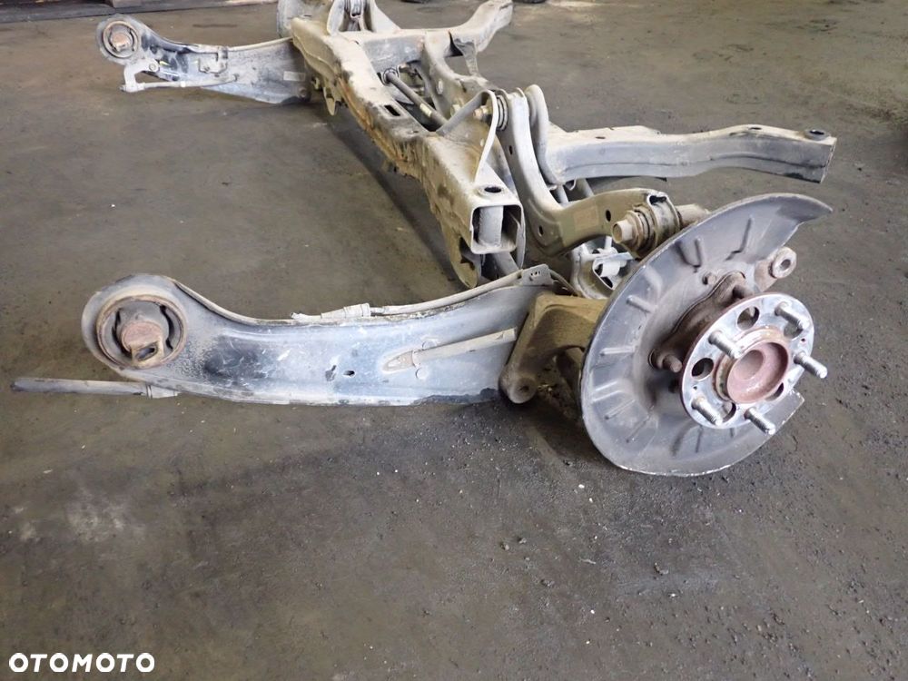 SANKI WÓZEK KOŁYSKA TYŁ HYUNDAI I30 III KOMBI - 8