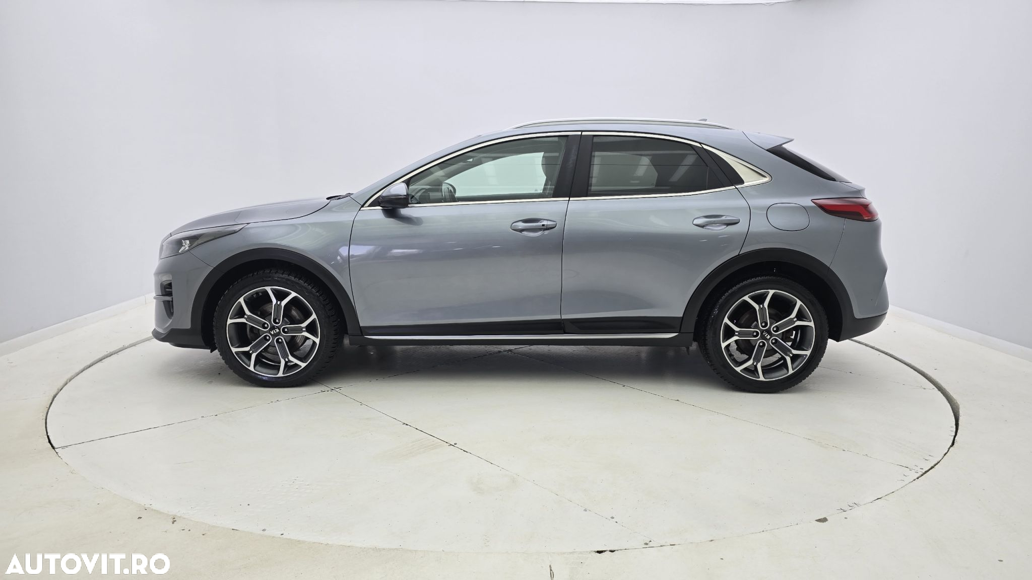 Kia XCeed - 9