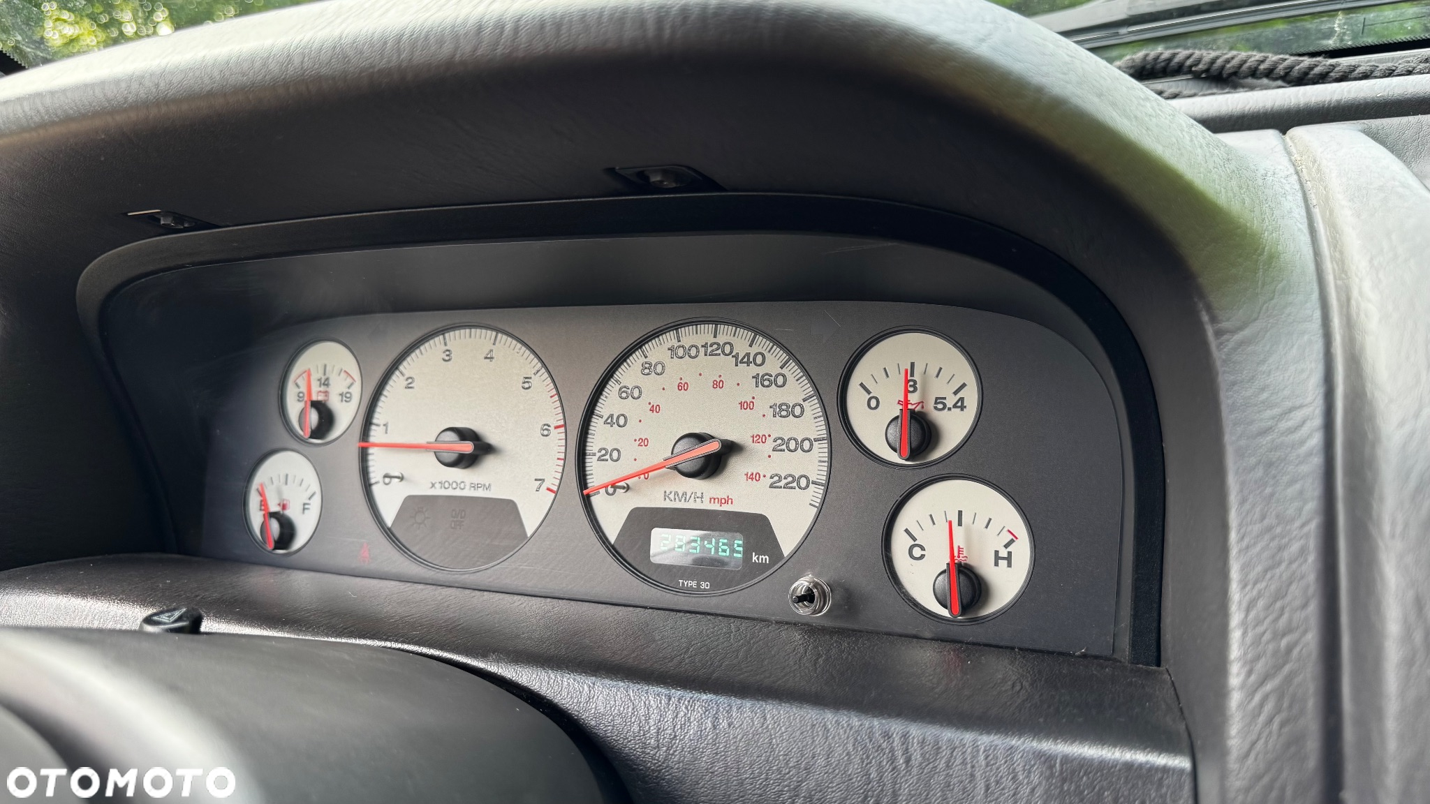 Jeep Grand Cherokee 4.7 Limited - 12