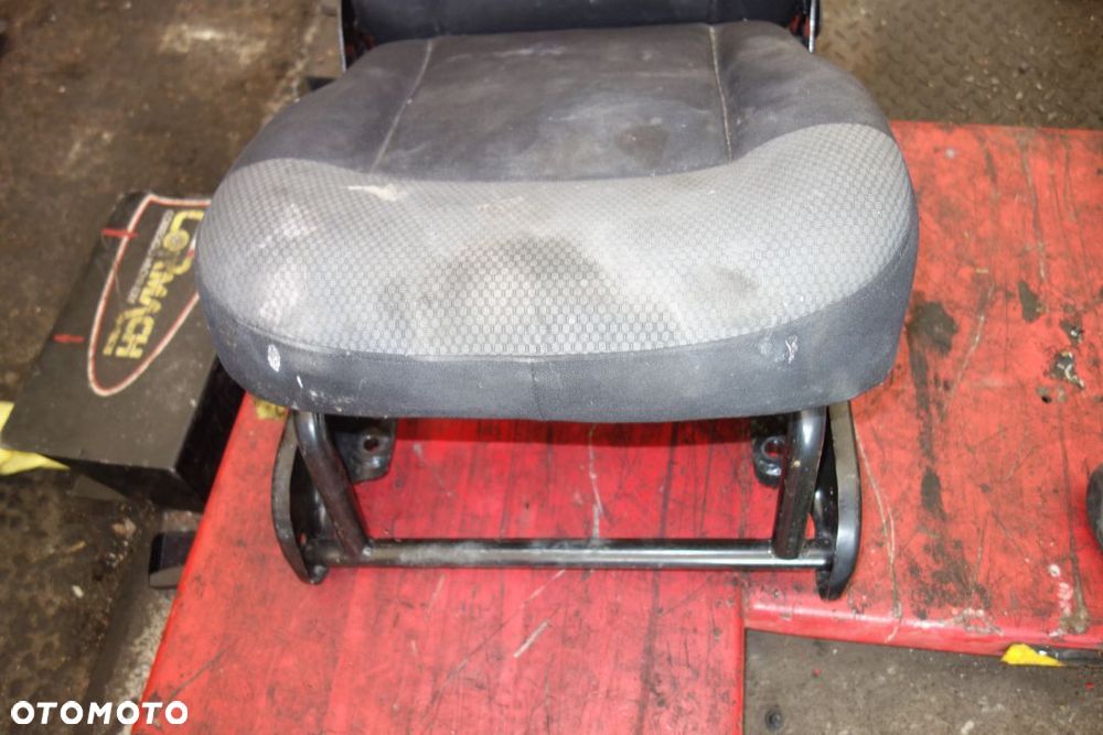 FOTELA PASAŻERA KANGOO III CITAN 2017 R - 2