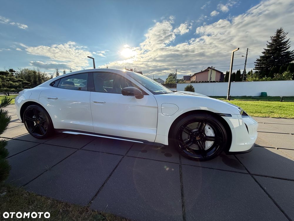 Porsche Taycan 4S Performance Plus - 4