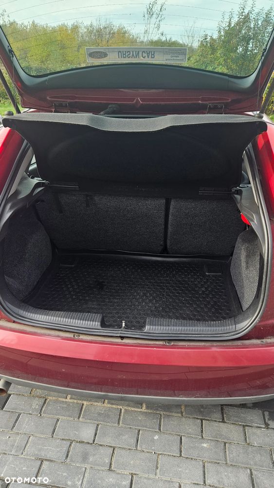 Ford Focus 1.6 Ambiente - 6