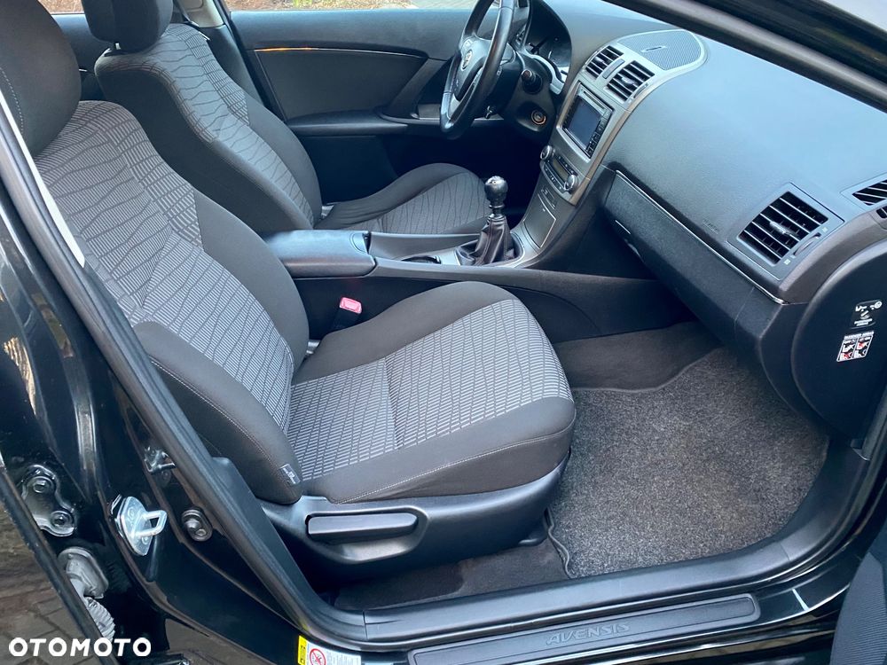 Toyota Avensis 2.0 D-4D PowerBoost Style - 24