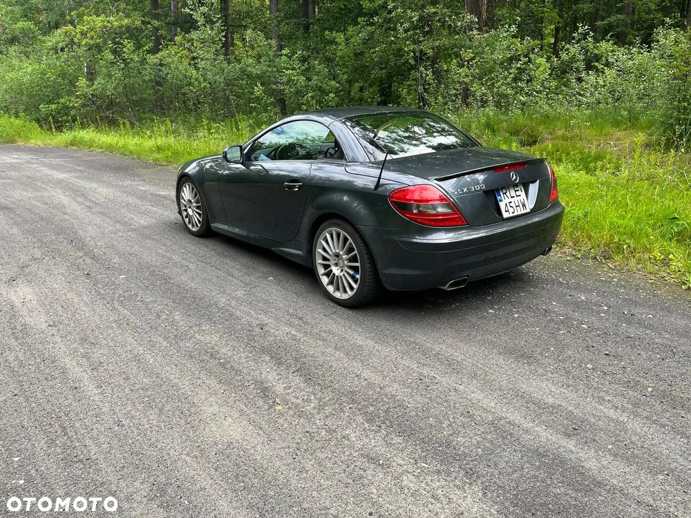 Mercedes-Benz SLK 300 7G-TRONIC 2LOOK Edition - 6