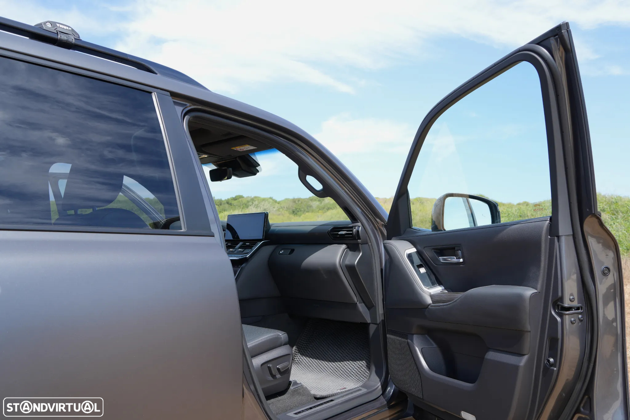 Toyota Land Cruiser - 24