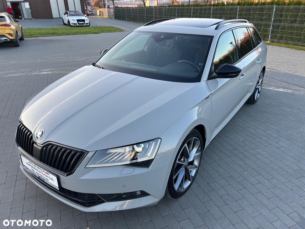 Skoda Superb Combi 2.0 TDI 4x4 DSG SportLine - 2